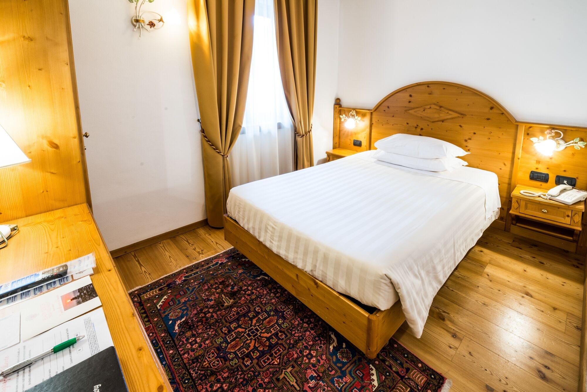 Hotel Rosa Degli Angeli Пейо Фонти Екстериор снимка